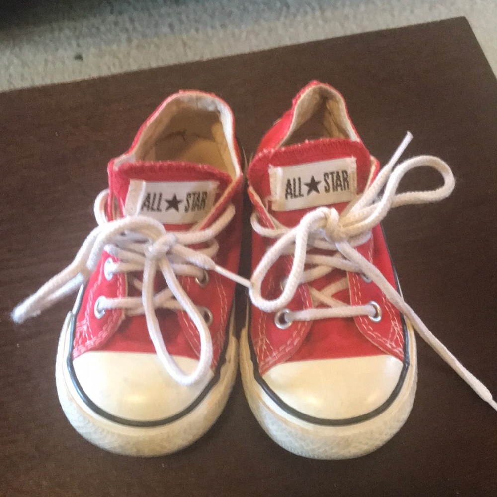 Red Converse All Star Toddler shoes